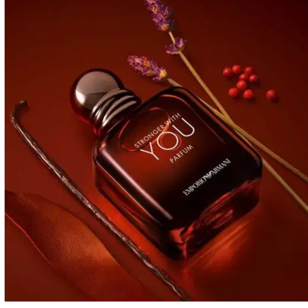 عطر سترونجر وذ يو